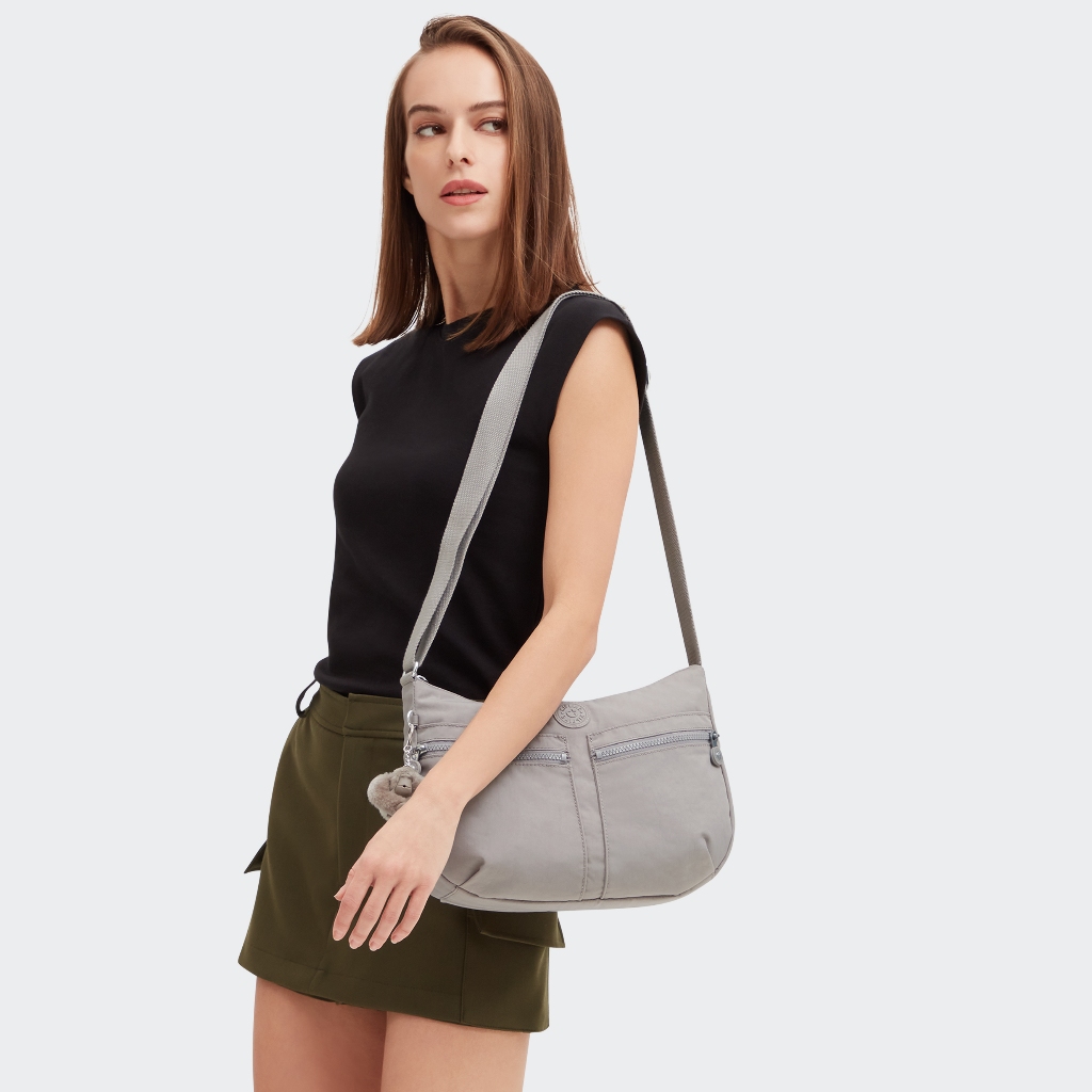 กระเป๋า KIPLING รุ่น IZELLAH สี Grey Gris