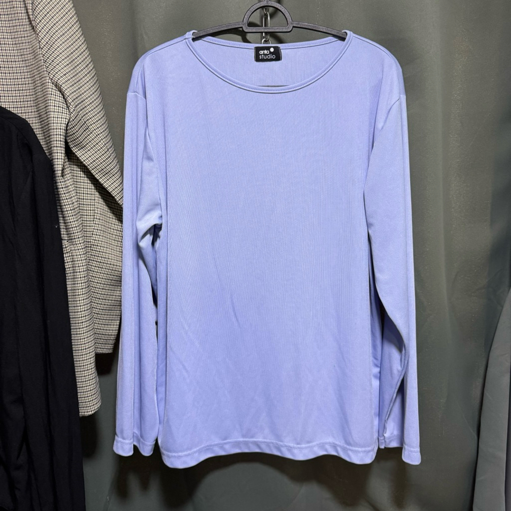 Anta studio ส่งต่อ Cozy vibes เสื้อแขนยาว ใส่สบาย