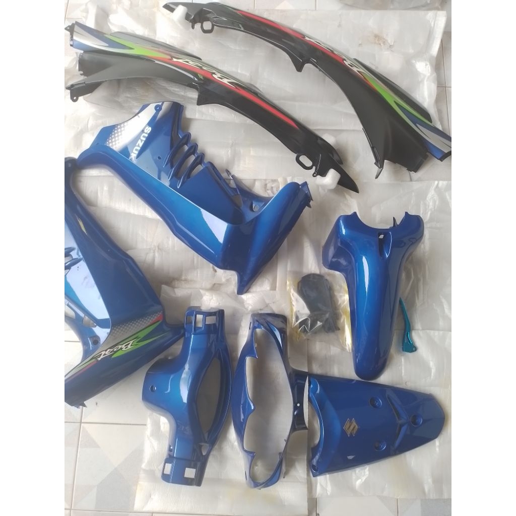 ชุดสีแท้ครบชุดSuzuki Best125ดิสหน้า