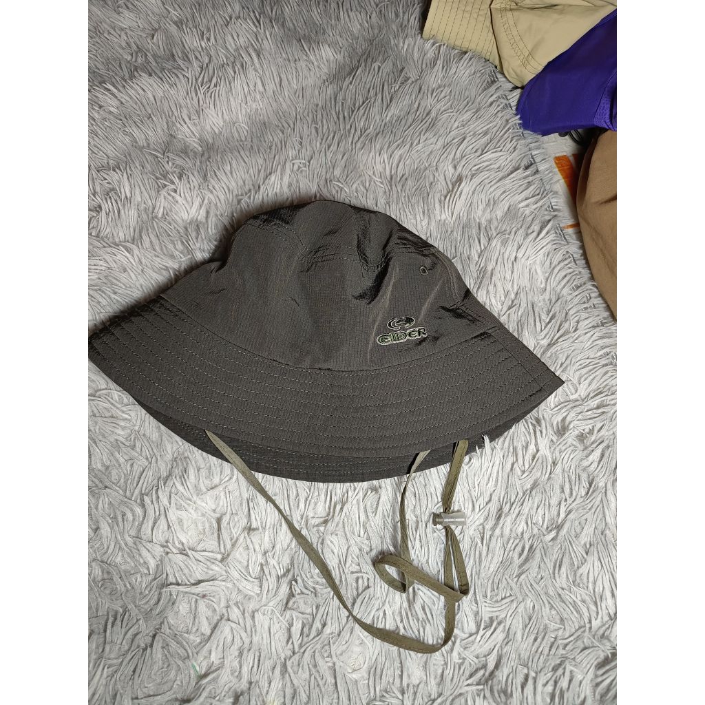 หมวกเดินป่า eider มือสอง