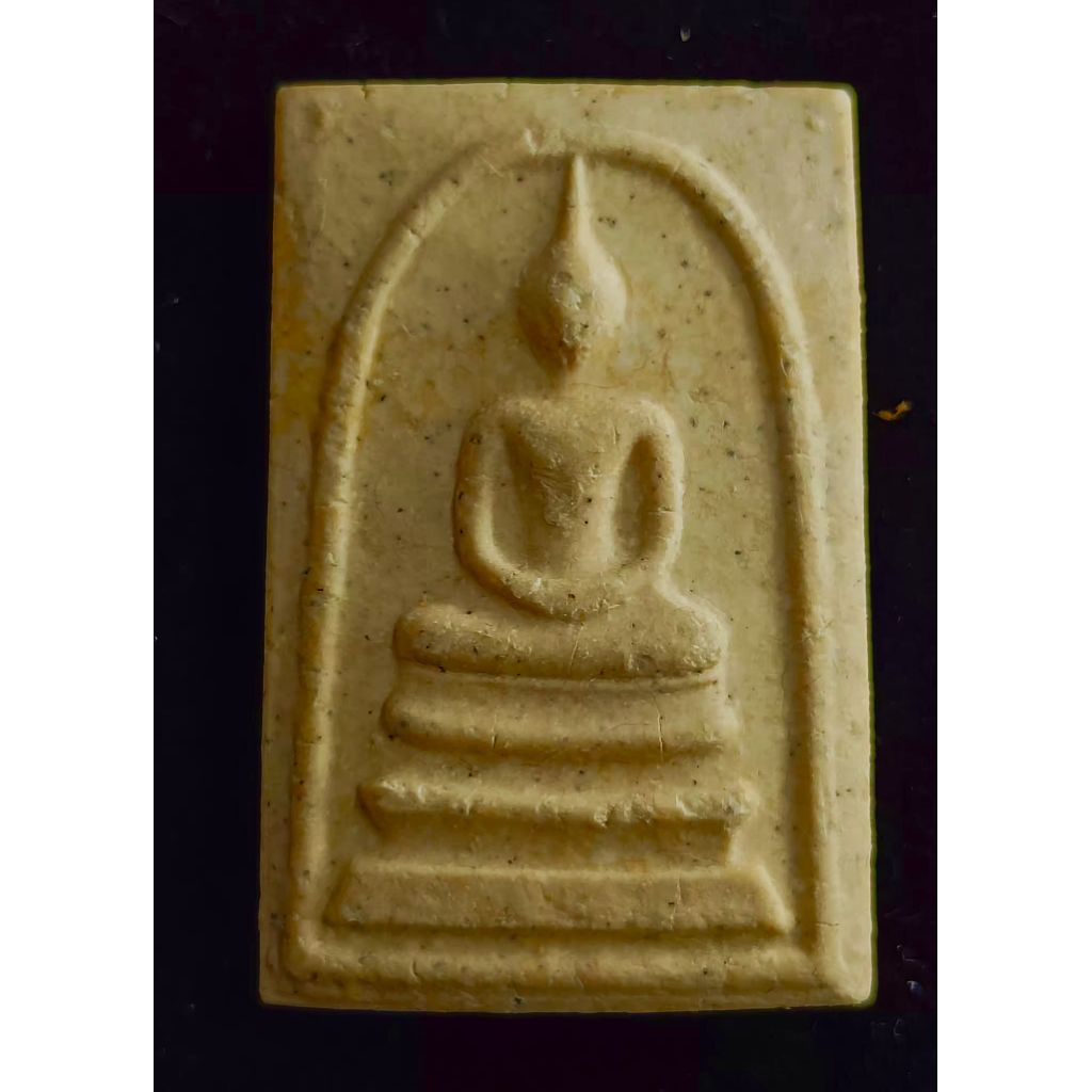 พระสมเด็จ 122ปี องค์ตามรูป พิมพ์ใหญ่ทรงนิยมจุดไข่ปลา วัดระฆังปี37รับประกันพระแท้