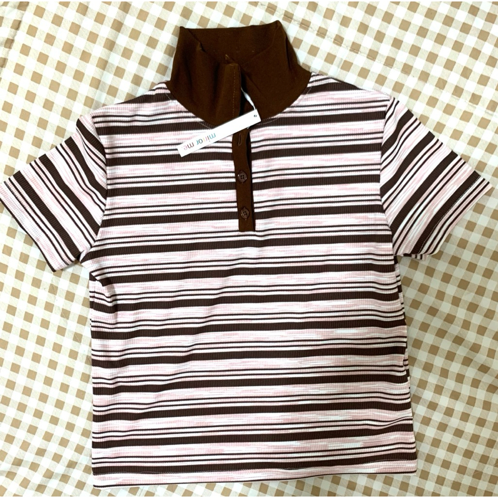 (มือสอง) ซื้อตรงจากร้าน mirrorme เสื้อโปโล ลายริ้วริ้ว ผ้านิ่มใส่สบาย