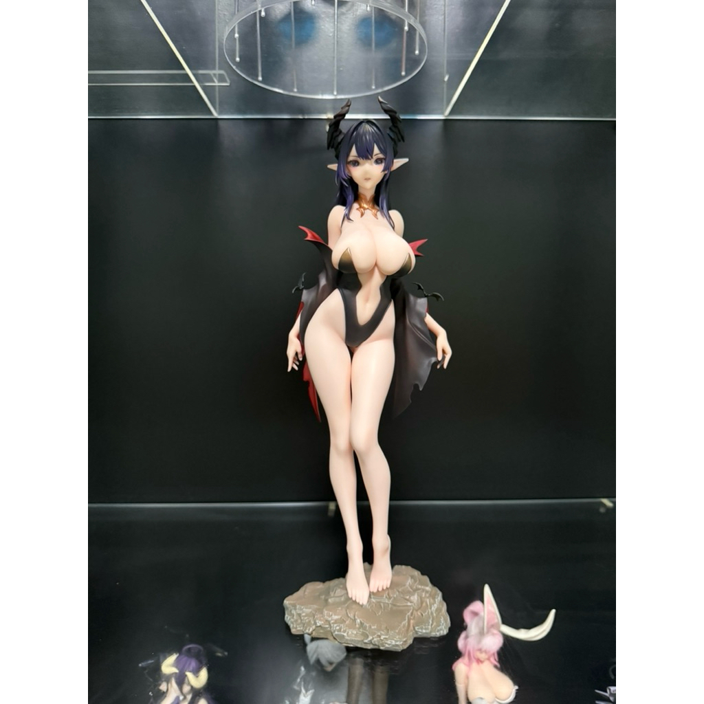 (มือ 2 สภาพดี 99%) Liliana Witch 1/6 Figure Chasing eye height about 32 cm Japanese anime characters