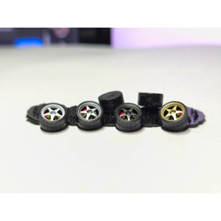 ล้อเรซิ่น  ขนาด 10.2 mm. สเกล 1:64 ล้อแปะ ไม่มีแกน หมุนไม่ได…