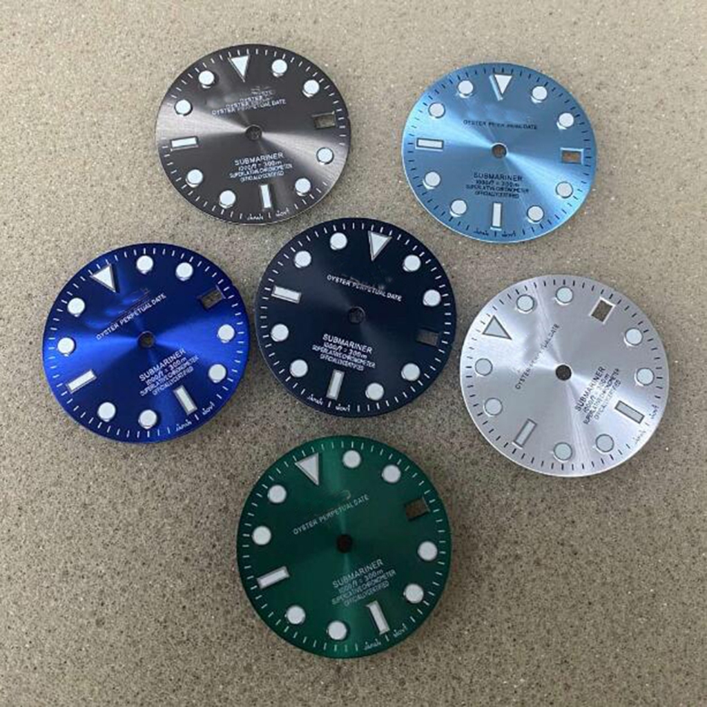 28.5 มม. สีเขียวสว่าง SUB รูปแบบอาทิตย์กลมเล็บนาฬิกา Dial สำหรับญี่ปุ่น NH35 / 36 เคลื่อนไหว