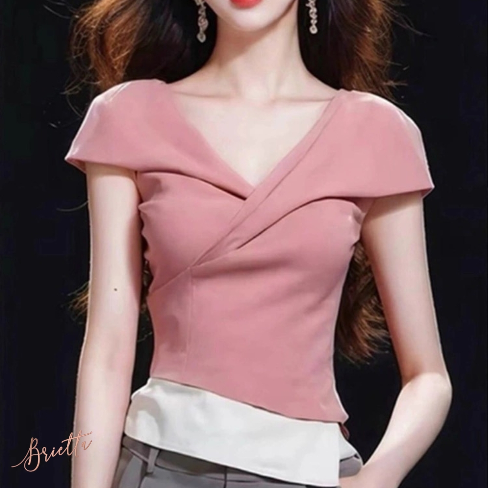 BTB450 - Pink-white v-neck blouse เสื้อคอสีชมพูขาว