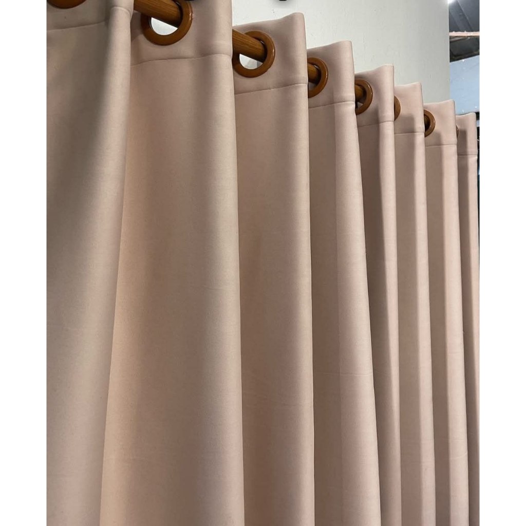 แนะนำ ผ้าม่าน ผ้าม่านหน้าต่างผ้าม่านประตูเป็นผ้าหนาผ้าป้องกัน UV ได้ 99% กันแอร์ได้ด้วย ราคาพิเศษ มีเก็บเงินปลายทาง