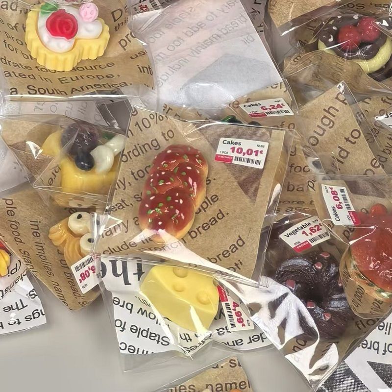 j198 ผักผลไม้ขนมจำลองในแพ็คเก็จ 1 แพ็ค ได้ 10 ชิ้น ห่อใครห่อมัน