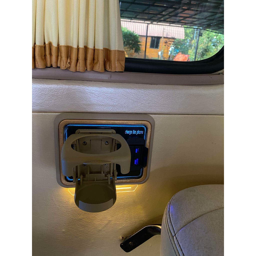 ชุดที่วางแก้วพร้อม USB