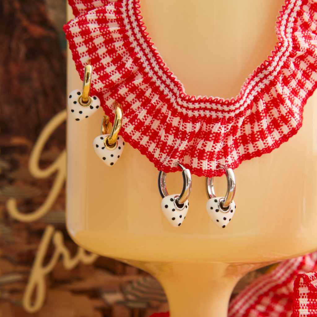 Petite Polka Dot Hoop ต่างหูห่วงห้อยหัวใจลายจุด