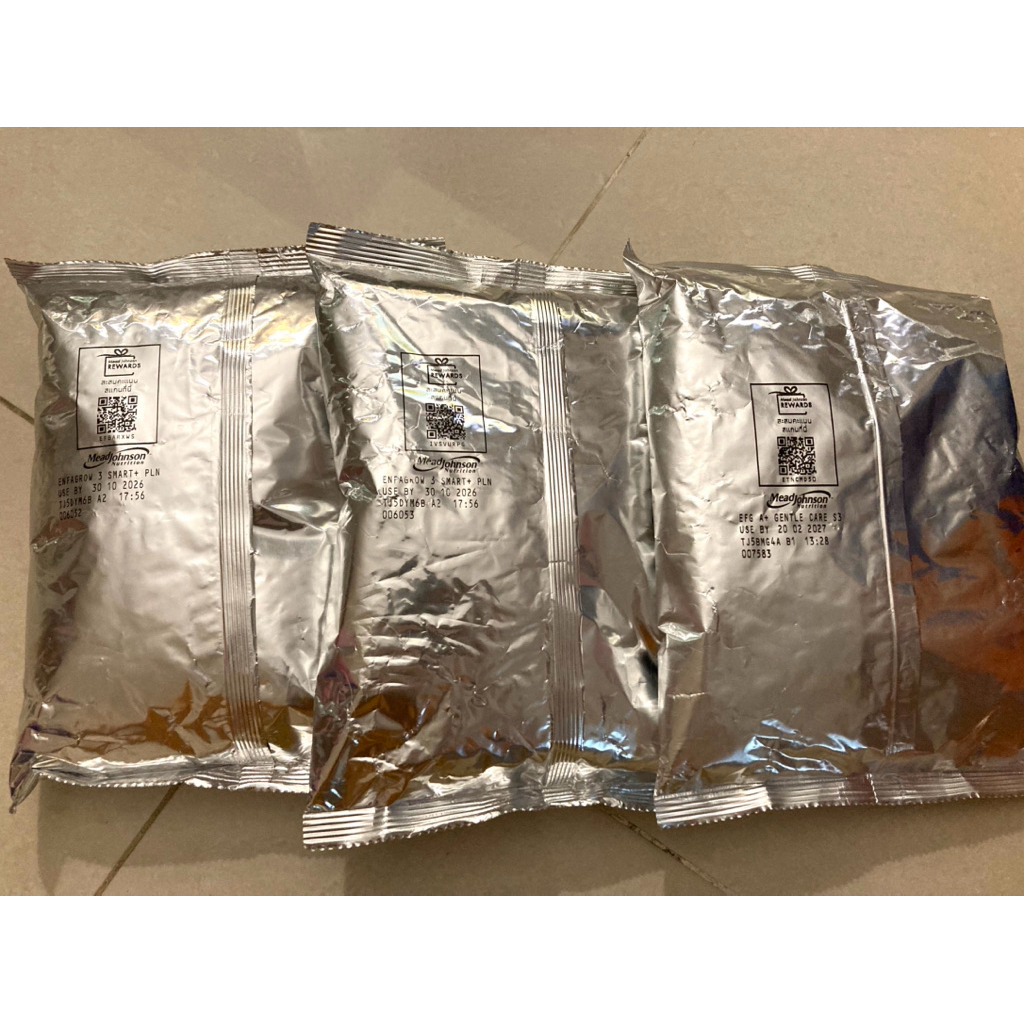 ส่งต่อนม Enfagrow Smart+ สูตร 3 มี 2 ถุง Enfagrow gentle care สูตร 3 มี 1 ถุง ราคาถุงละ 120 ขายเพราะ