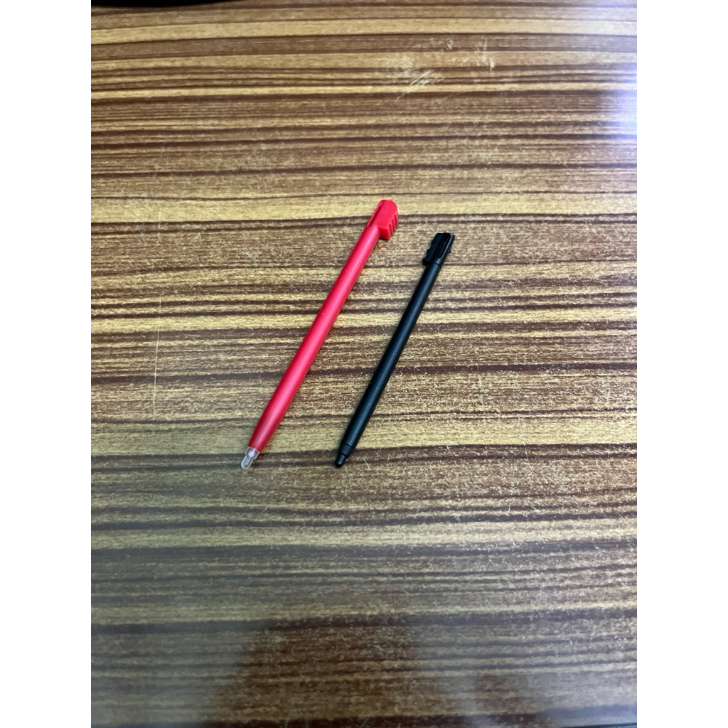 DS : ปากกาเทียบ DS,3DS สีแดง + ปากกาแท้ Hori NDS