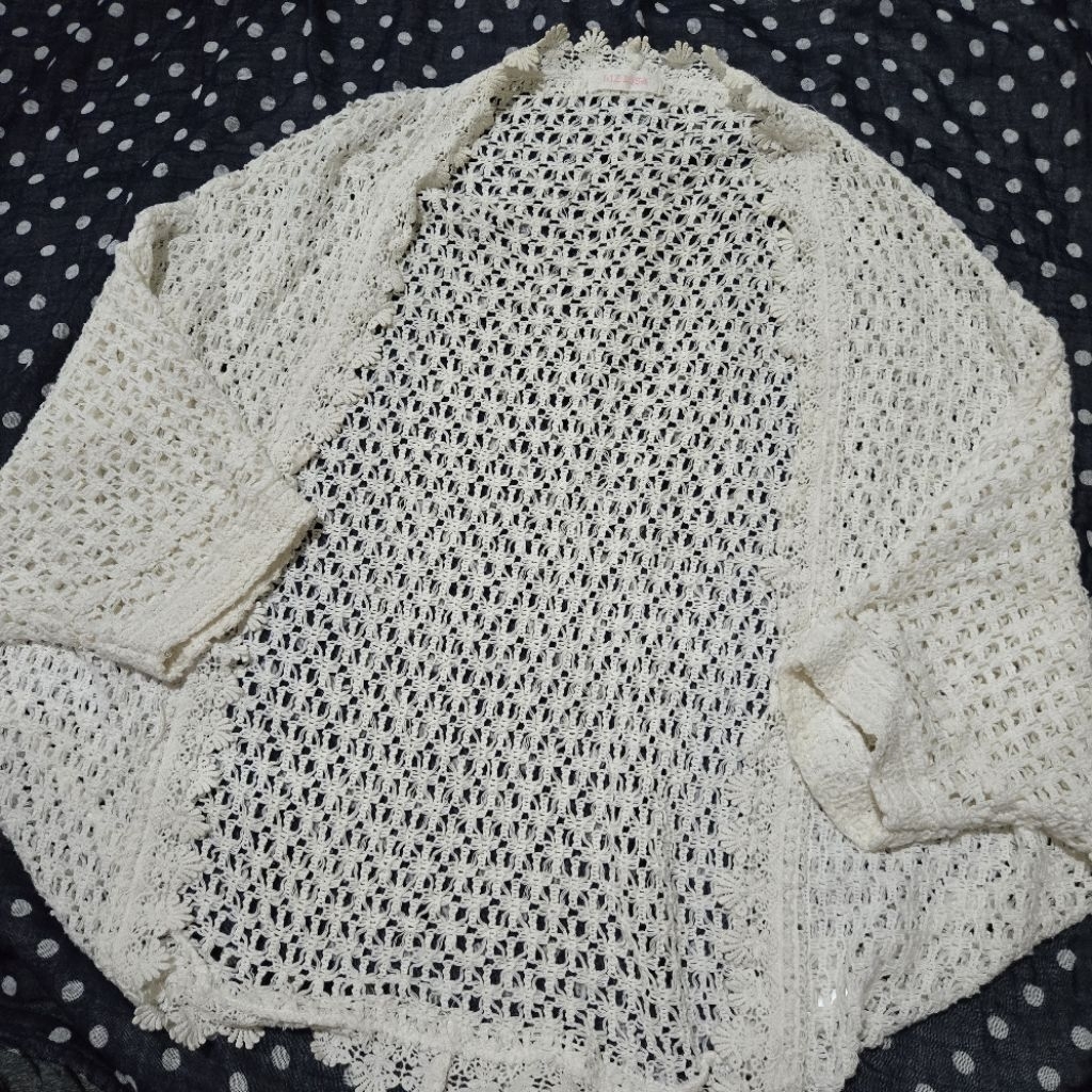 เสื้อคลุมถัก ปีกผีเสื้อ ป้าย Lizlisa