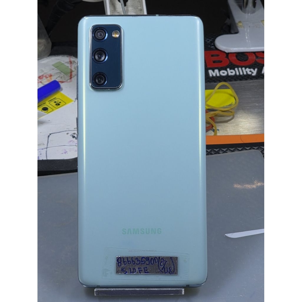 มือถือมือสอง Samsung s20fe เครื่องสภาพสวย แบตเตอรี่เปลี่ยนให้แล้ว เดิมทั้งตัว
