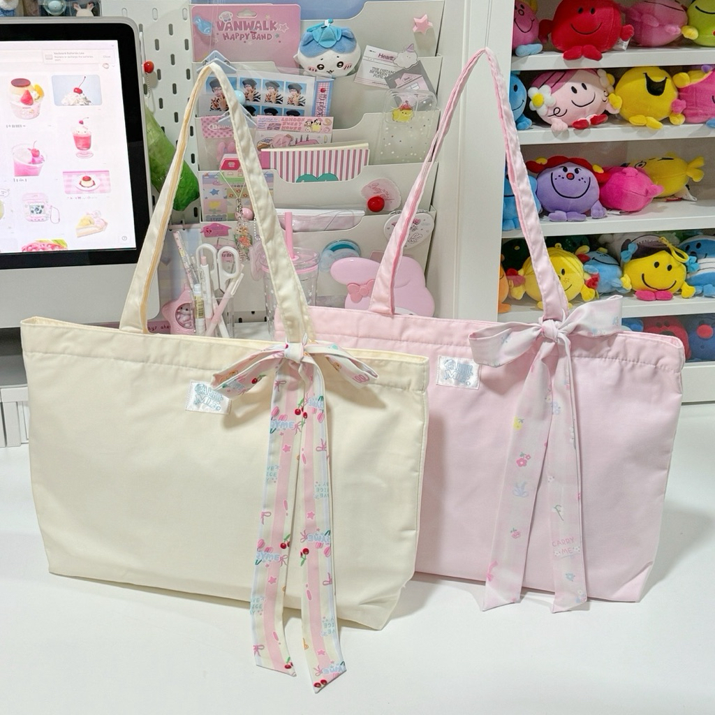 carryme -มีซิป ! แถมโบว์🎀 tote bag/กระเป๋าผ้า คอตตอน สะพายข้าง มีป้ายร้าน ใส่หนังสือ มีช่อง มีช่องใน