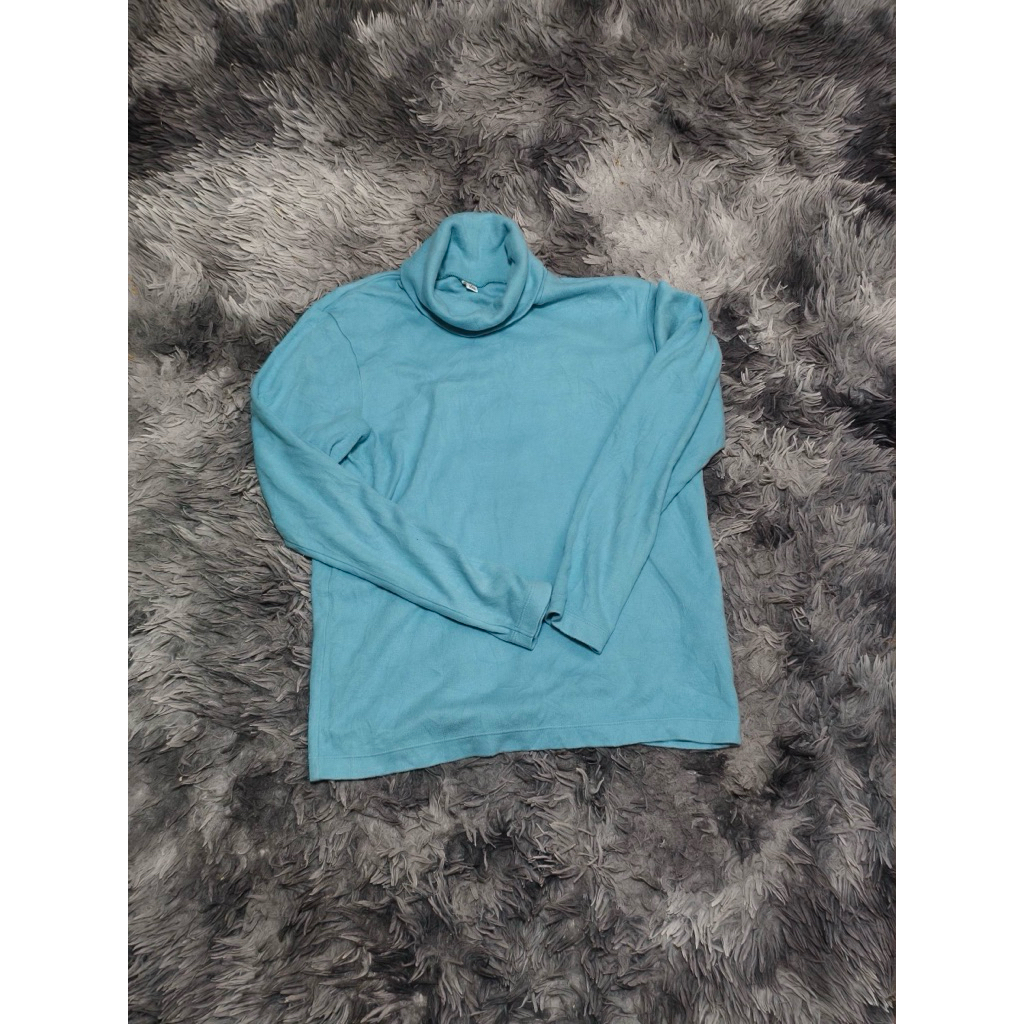 เสื้อคอเต่า ป้าย Uniqlo