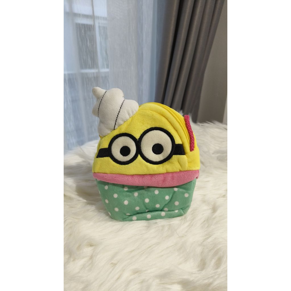 งานแท้ ญี่ปุ่น มือ2 กระเป๋านี้คือกระเป๋าสะพายข้าง Minions Collection จาก MINISO 