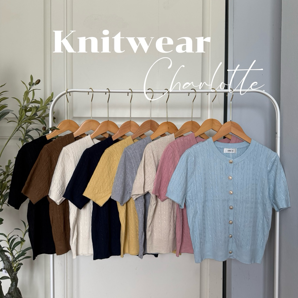 [ป้าย One K] เสื้อไหมพรมรุ่นใหม่ ❗️ทรงสวยแบบคลาสสิคที่สาวๆ ต้องมีติดตู้แบบด่วนๆ ดีเทลกระดุมน่ารักทอลายเปียผ้านุ่มใส่สบาย