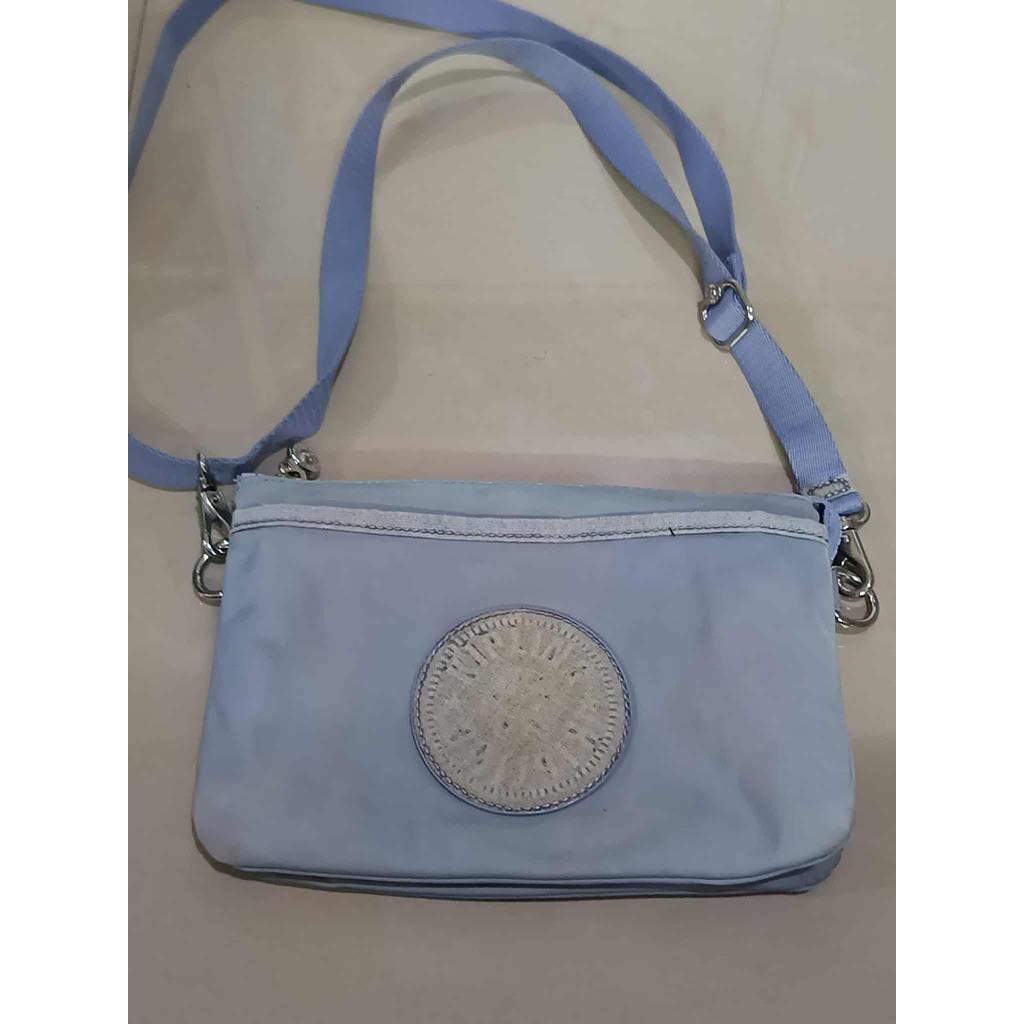 กระเป๋าสะพายkiplingแท้มือสอง