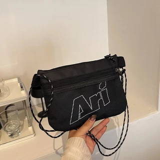 Ari - “ Shoulder Bag “ กระเป๋าสะพายข้าง สีดำใหม่ล่าสุด