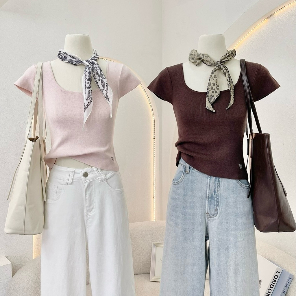 WA YA เสื้อไหมพรมคอยู ติดอะไหล่เงิน