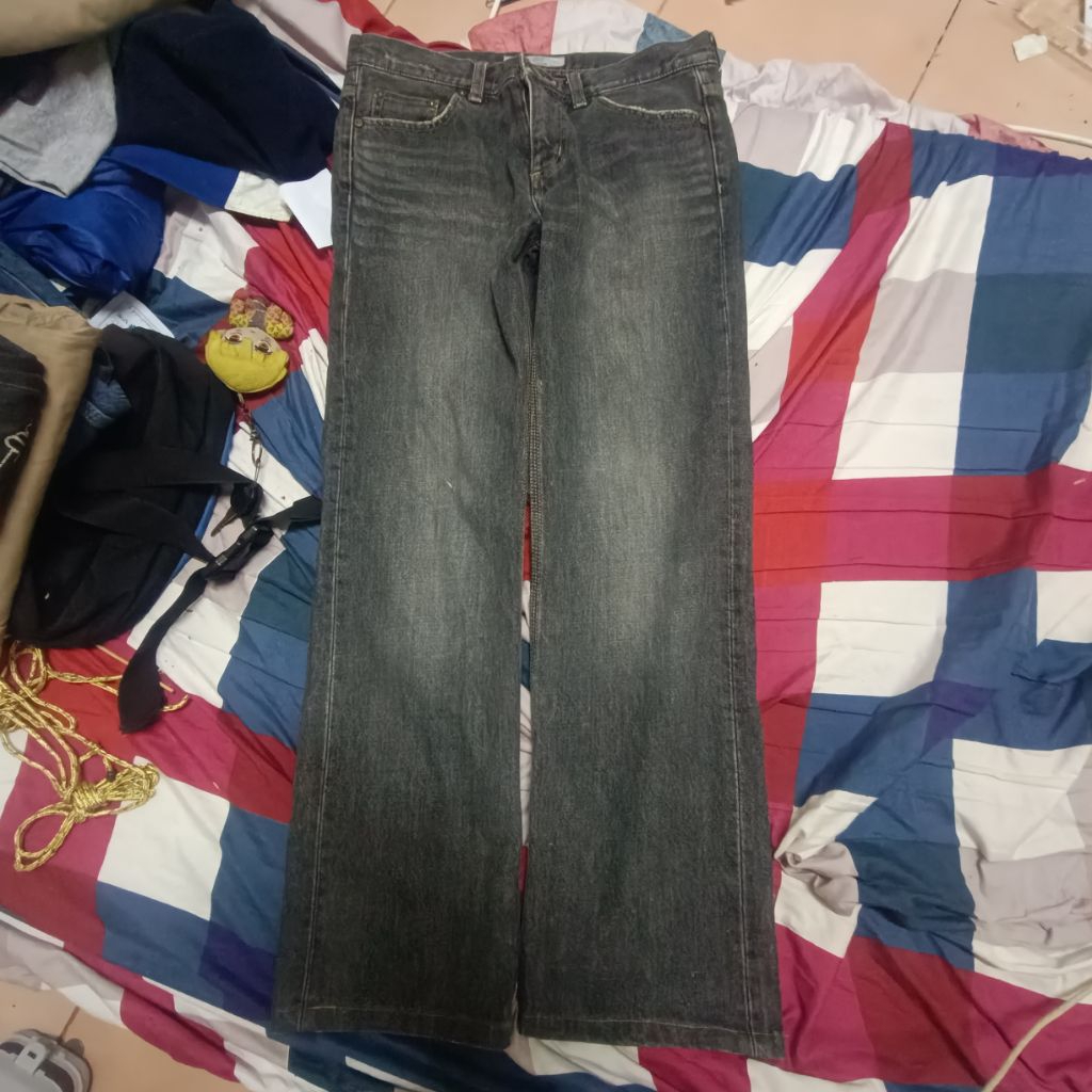 ขาย 1250​ บาทCarhartt เอว 30 ยาว 37ตำหนิ