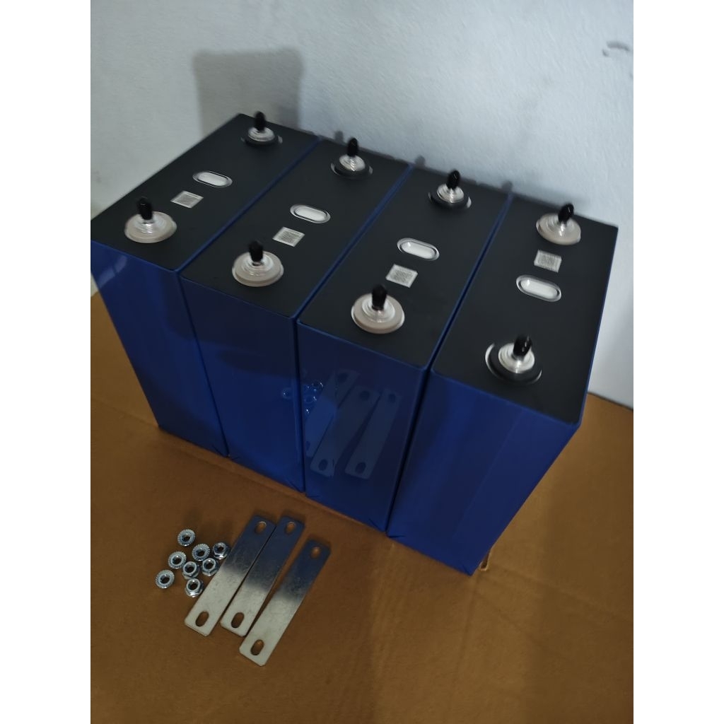 แบตเตอรี่ลิเธียมฟอสเฟตแบตใหม่Lifepo4 battery3.2v314ah เกรดA (ยี่ห้อConnex)1ชุด4ก้อนต่อ1Orderครับ
