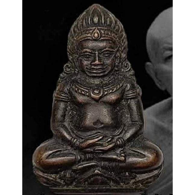 รับประกันพระแท้ พระเทริดขนนก ค่ายอดิศร พ.ศ.2514 (A.D.1971) พล.อ เปรม ประธานฝ่ายฆราวาส พระเกจิ 79 รูป