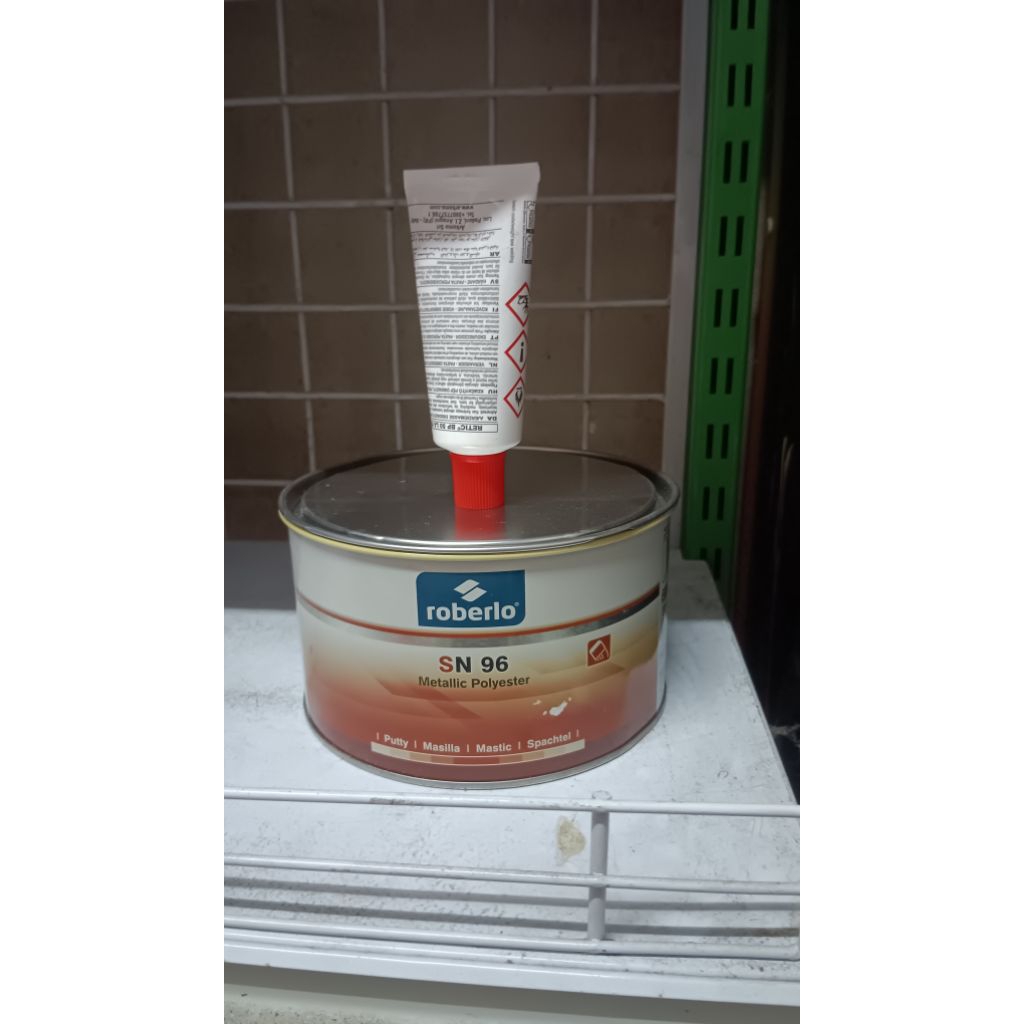 สีโป้วอุดรูผสมเนื้ออลูมิเนียมroberlo