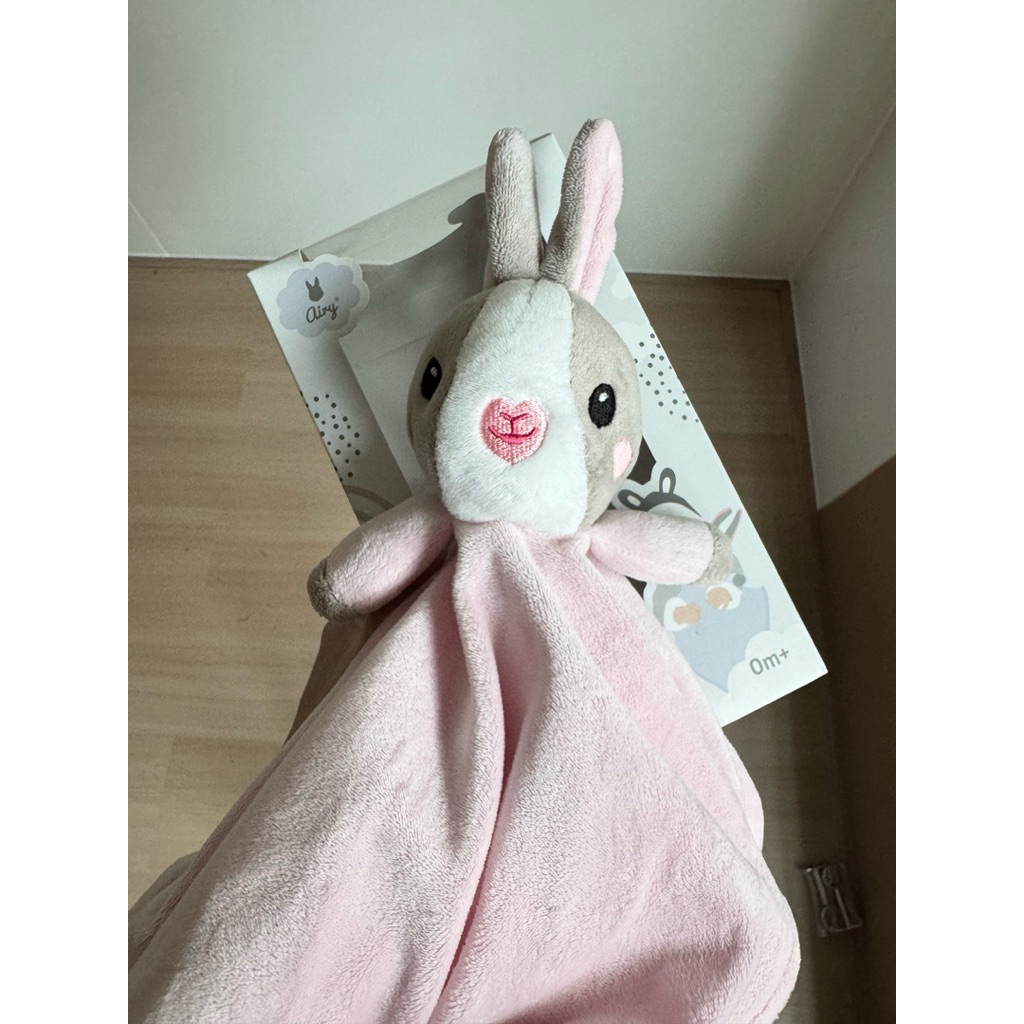 ตุ๊กตากอด ผ้ากอดอุ่นใจ Airy Bunny สีชมพู