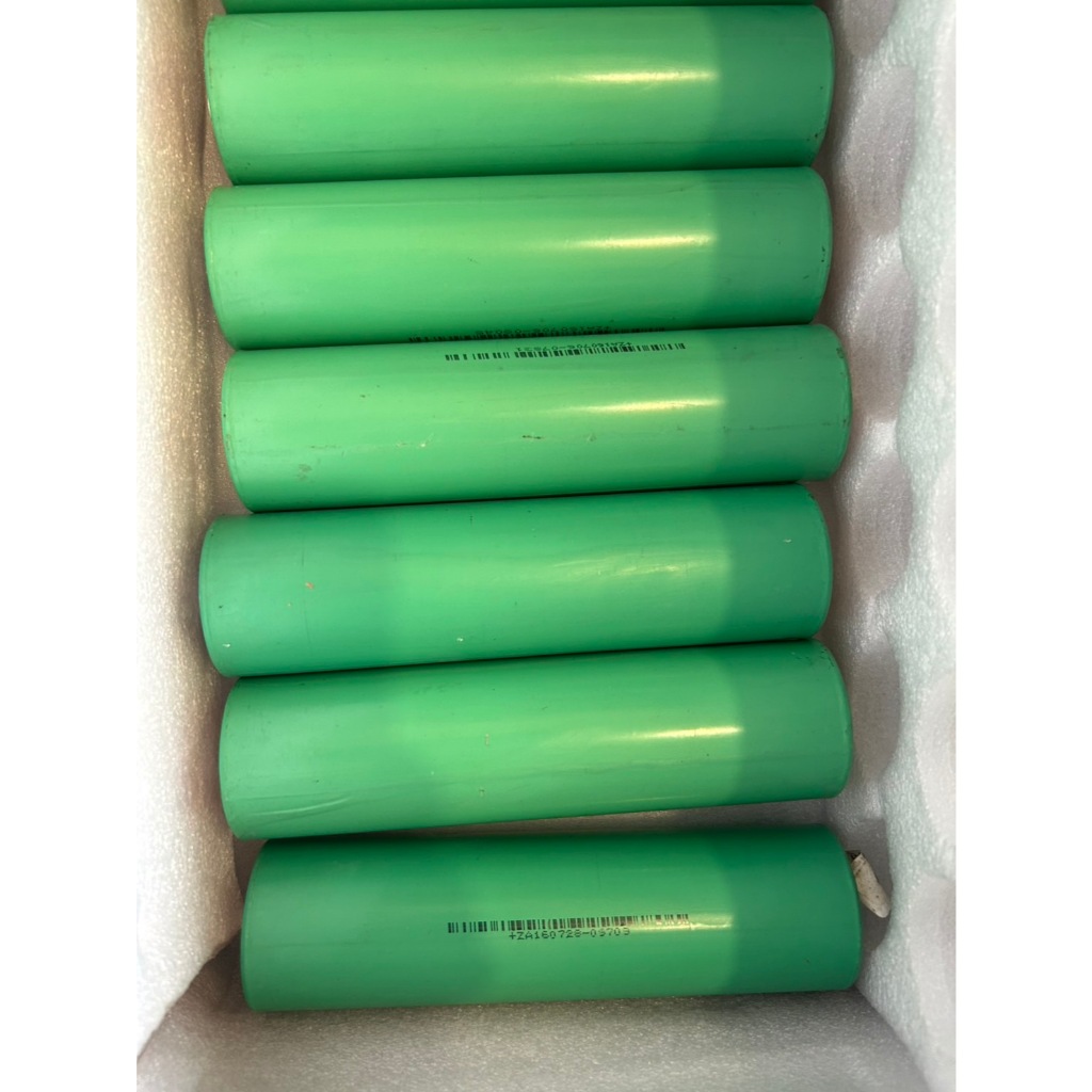 แบตเตอรี่ ลิเธียมไอออนฟอสเฟต 46160 Lifepo4 ขนาด 22Ah 3.2v  แบตใหม่สภาพ*มีตำหนิ*