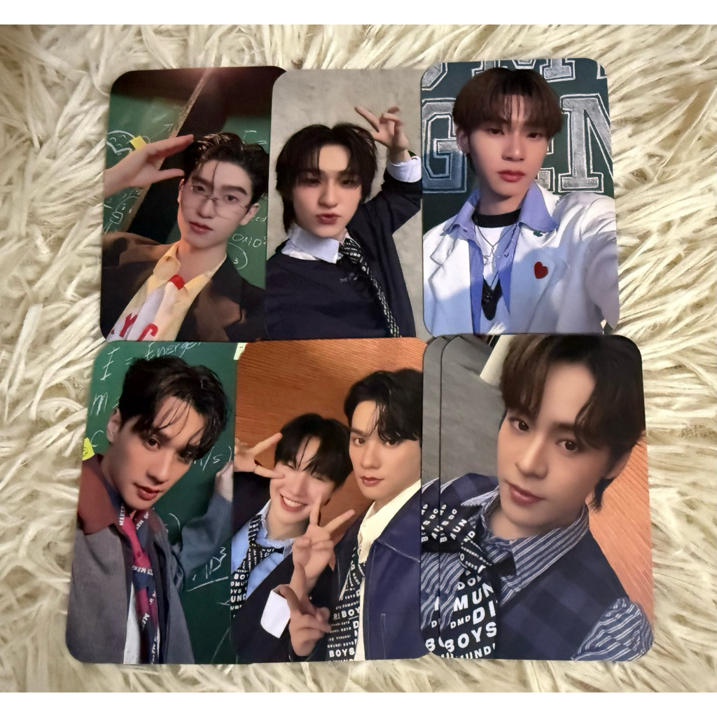 DMD Gen3 : Random Selfie Cards