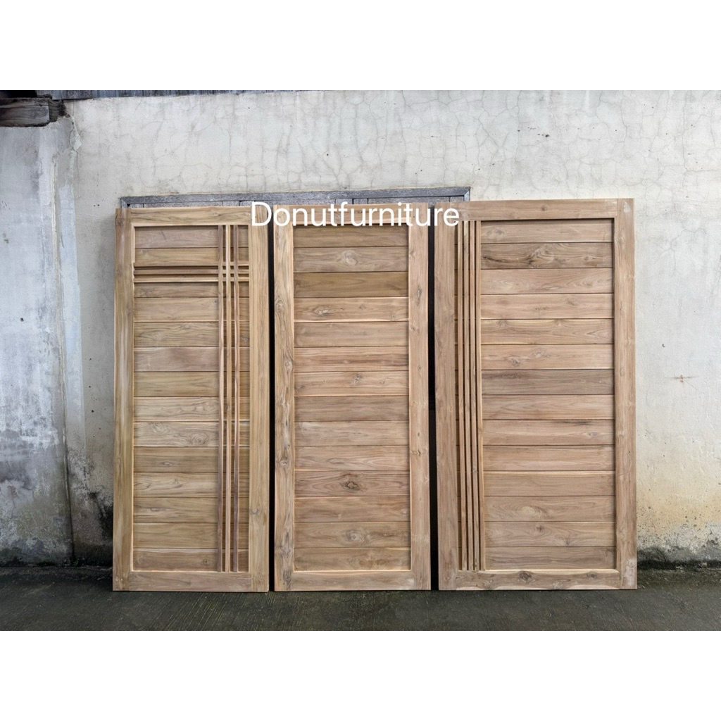 ประตูไม้สักแท้สไตล์โมเดิร์นราคาประหยัดผลิตจากไม้สักทองแท้ขาประตูกว้าง4นิ้วหนา3.5เซนติเมตร