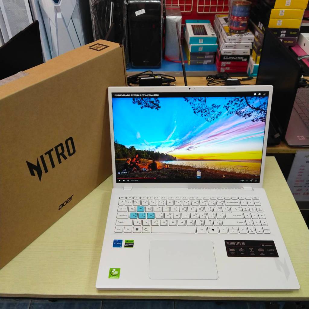 ACER NITRO LITE 16 NL16-71G-56RJ สภาพเครื่อง 100% ไม่ผ่านการใช้งาน ซื้อมานอนกล่อง (ประกันศูนย์ Onsit