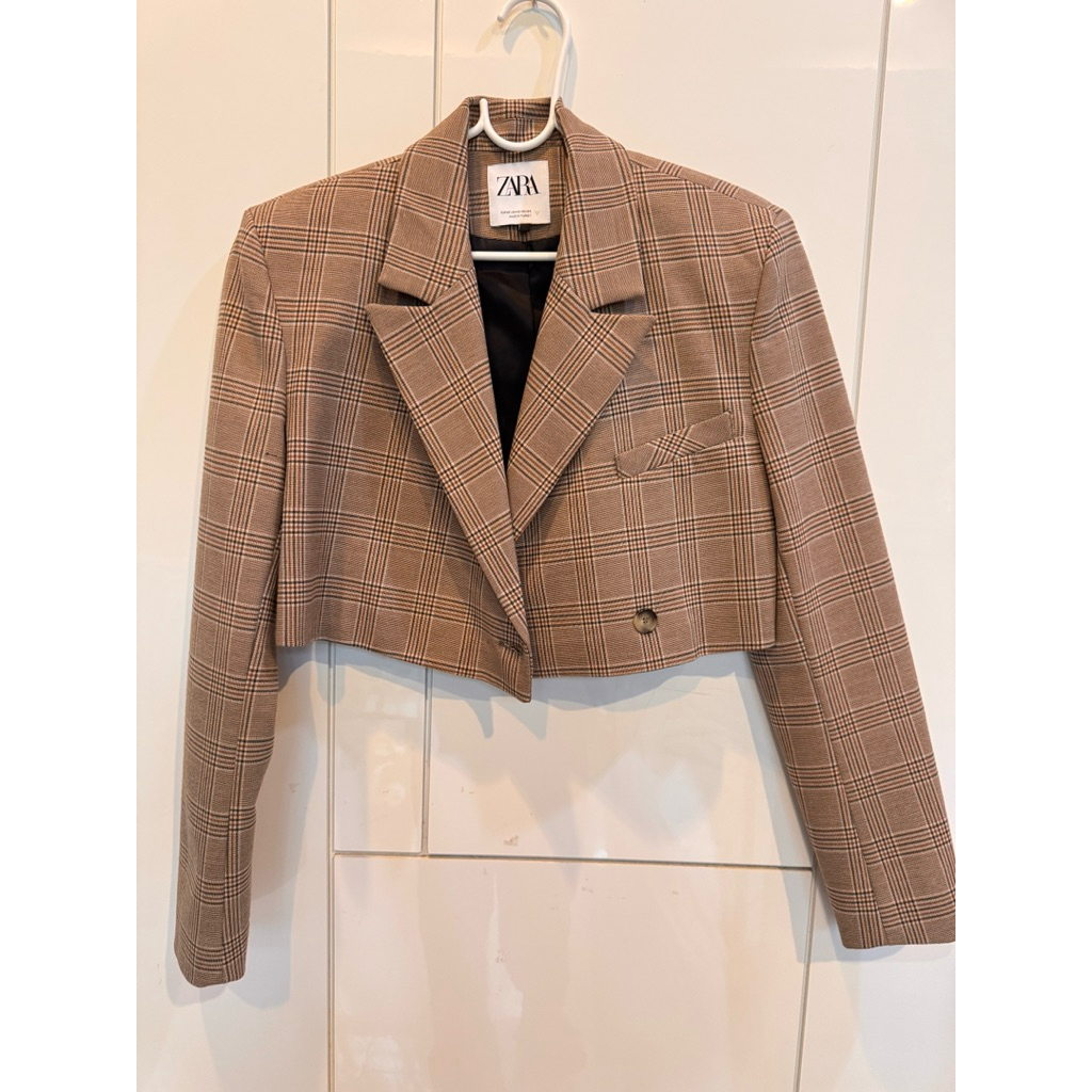 ส่งต่อ Zara Jacket 🤎🤎🤎
