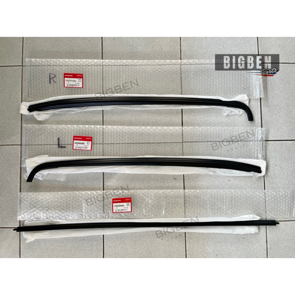 ยางขอบกระจกหน้าแท้เบิกใหม่ 3 ชิ้น HONDA CIVIC EG 3DOOR(1992-1995) Made in Japan🇯🇵