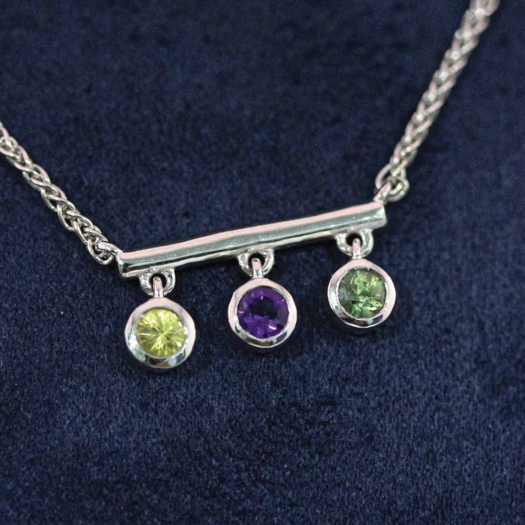 สร้อยคอพลอยแฟนซี Sapphire Amethyst ทองคำแท้ 9K