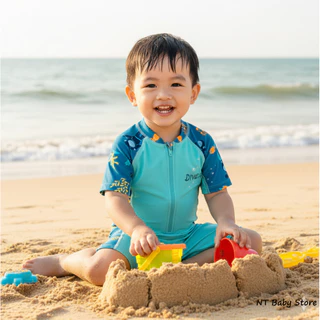 NT Baby - 080 (สินค้าพร้อมส่ง) ชุดว่ายน้ำเด็กแขนสั้นวันพีซ สีฟ้าทะเลสุดคิ้วท์ เกรดพรีเมี่ยม ผ้านุ่มใส่สบาย