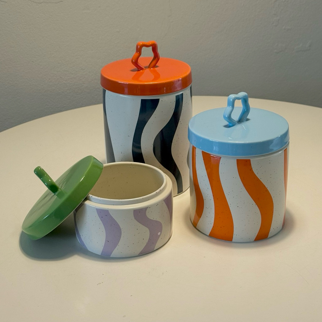 Hommestuff.store - ชุดโหลเซรามิกดีไซน์พิเศษ (Wavy Pattern Ceramic Jars)