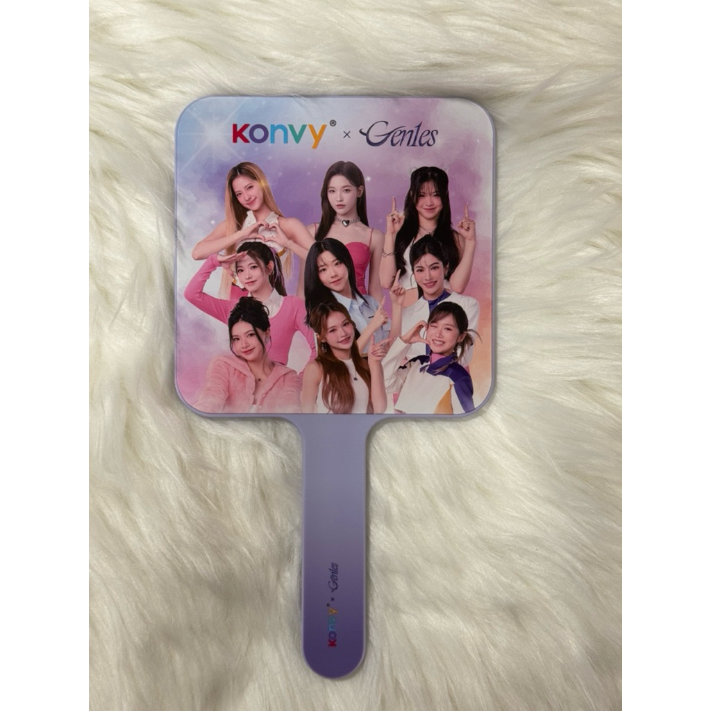 (NEW) Konvy | กระจกถือ Konvy x Gen1es ทรงสี่เหลี่ยมแบบมีด้ามจับ สี Pinkish Purple