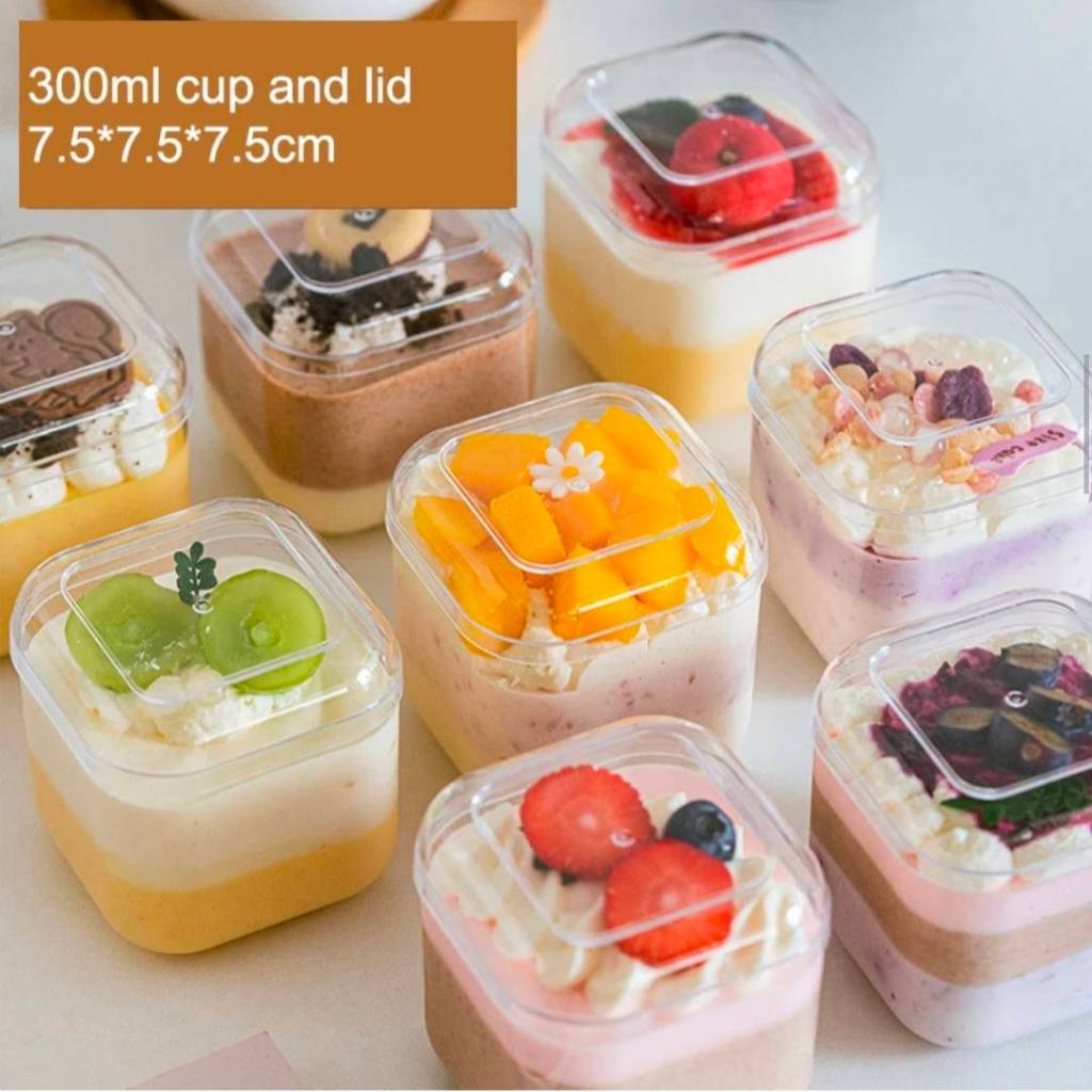 กล่องใส่มูสเค้กสี่เหลี่ยมจตุรัส กล่องใส่ขนม  กล่องพลาสติกแข็ง(PS) พร้อมฝาปิด 300 ml (GD2013) แพ็ค5/1