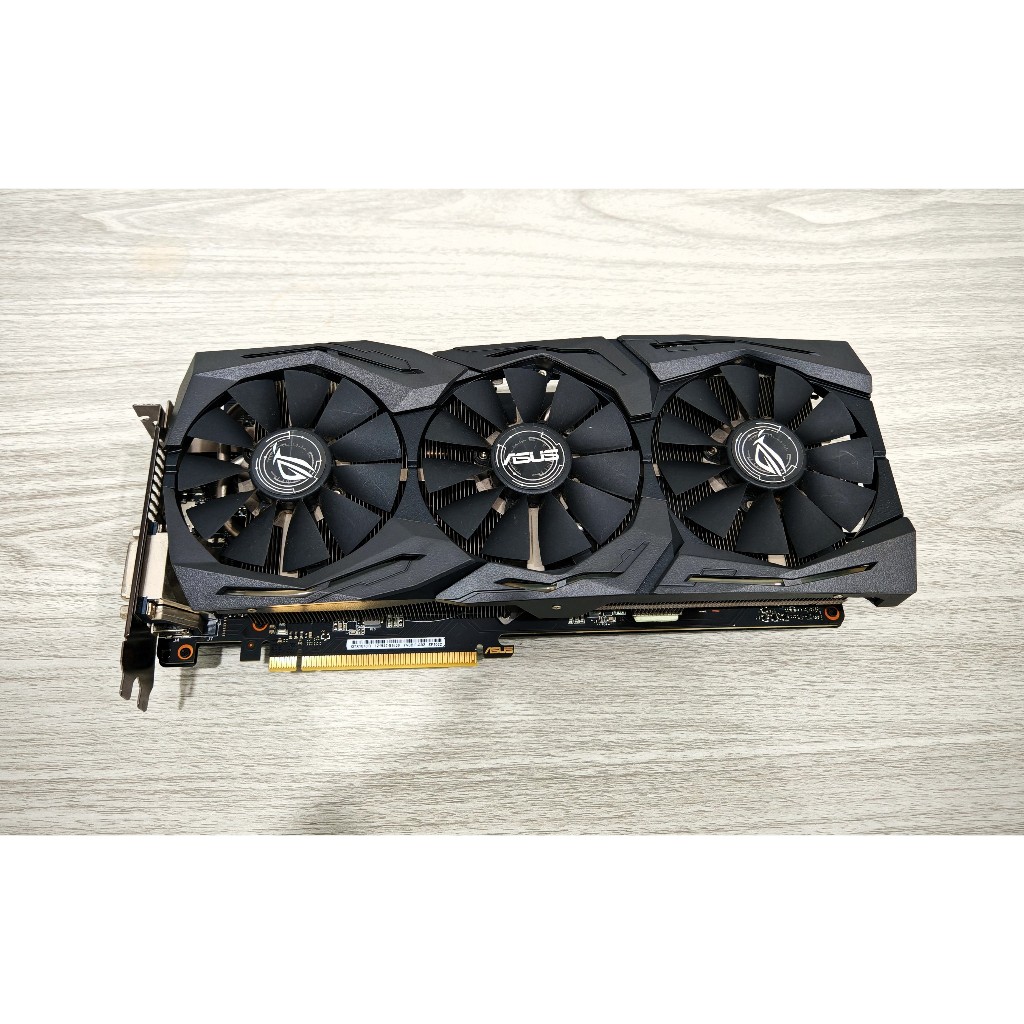 Asus Rog Strix Gaming GTX 1070 Ti 8GB GDDR5 **สินค้ามือ2 สภาพดี