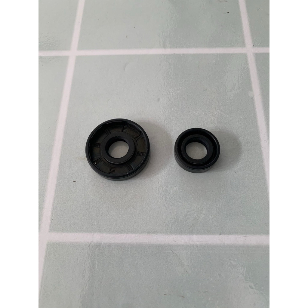 ซิลข้อเหวี่ยงเครื่องตัดหญ้าฮุสวาน่า143/143r2/541rs#ซิลข้อเหวี่ยง