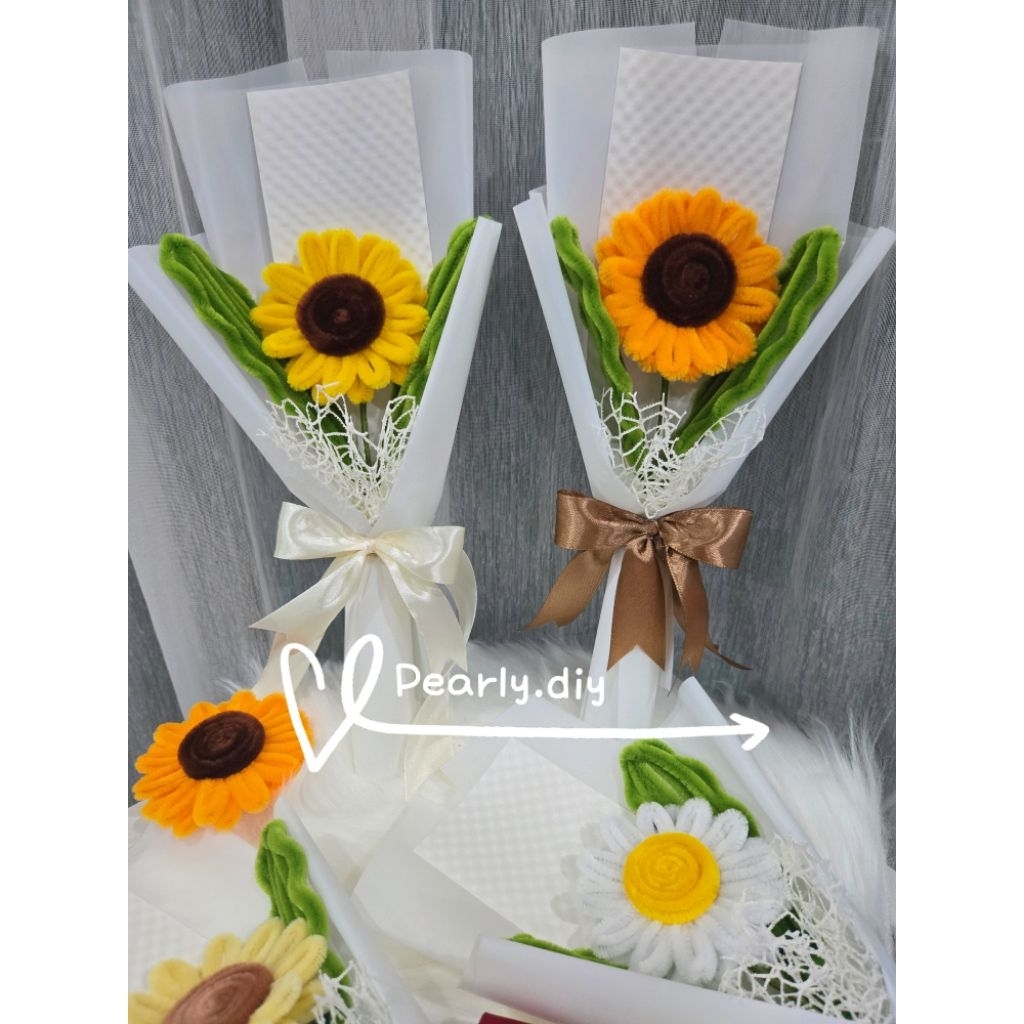 พร้อมส่ง ช่อดอกไม้ ช่อดอกทานตะวัน ดอกทานตะวันลวดกำมะหยี่ ดอกไม้รับปริญญา ดอกไม้วันปัจฉิม
