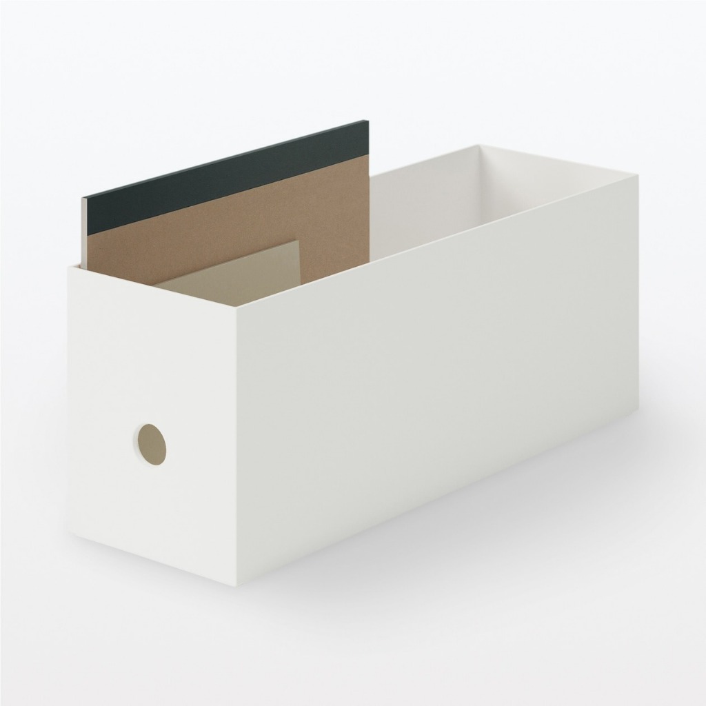MUJI กล่องแฟ้มรีไซเคิล 1/2 สูง 12 ซม. PP 20% รีไซเคิล ซ้อนได้ 3 ชั้น รับน้ำหนัก 5 กก.