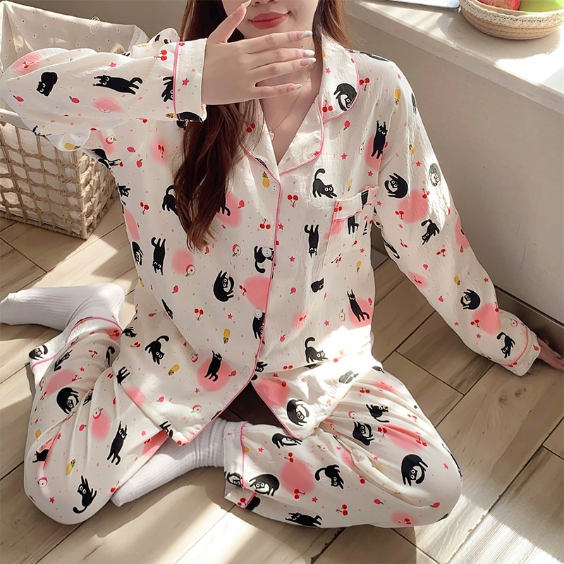 💛ชุดนอนผ้าไหมญี่ปุ่น เนื้อผ้าบางเบาใส่สบายไม่ร้อน ผ้านุ่ม เสื้อแขนยาว+กางเกงขายาว ผ้าฝ้ายลายเมฆ L-4XL - รูปที่ 4