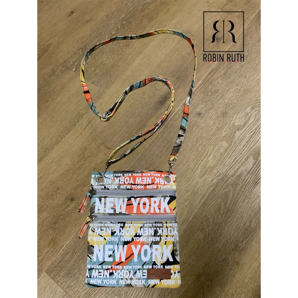 ROBIN RUTH crossbody bag พิมพ์ลายสวย สภาพดี