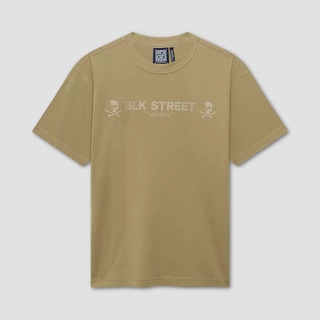 DAVIE JONES [BLK STREET] เสื้อยืดผู้ชาย Logo Oversized Fit T-Shirts สีดำ ขาว กากี LG0150
