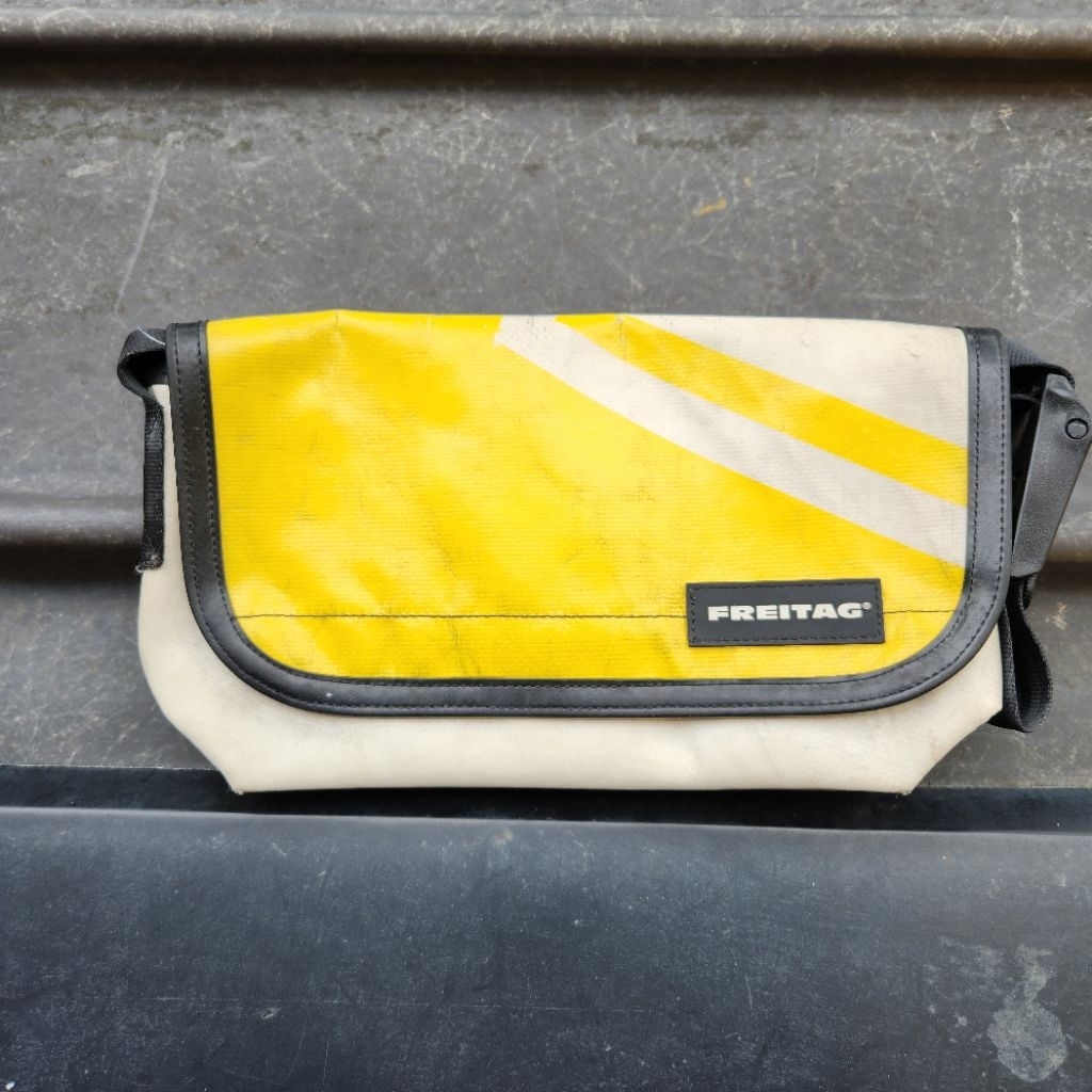 freitag hawaii F41messenger bag