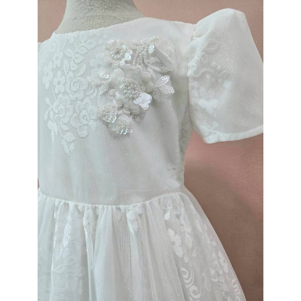 J012 ชุดเดรสเด็กหญิงและแม่ สีออฟไวท์ สวยหรู สามารถใส่ได้ทุกโอกาส​สำคัญ ราคา ถูกที่สุด ดีลบีเคเค แกลเลอรีภาพที่ 4